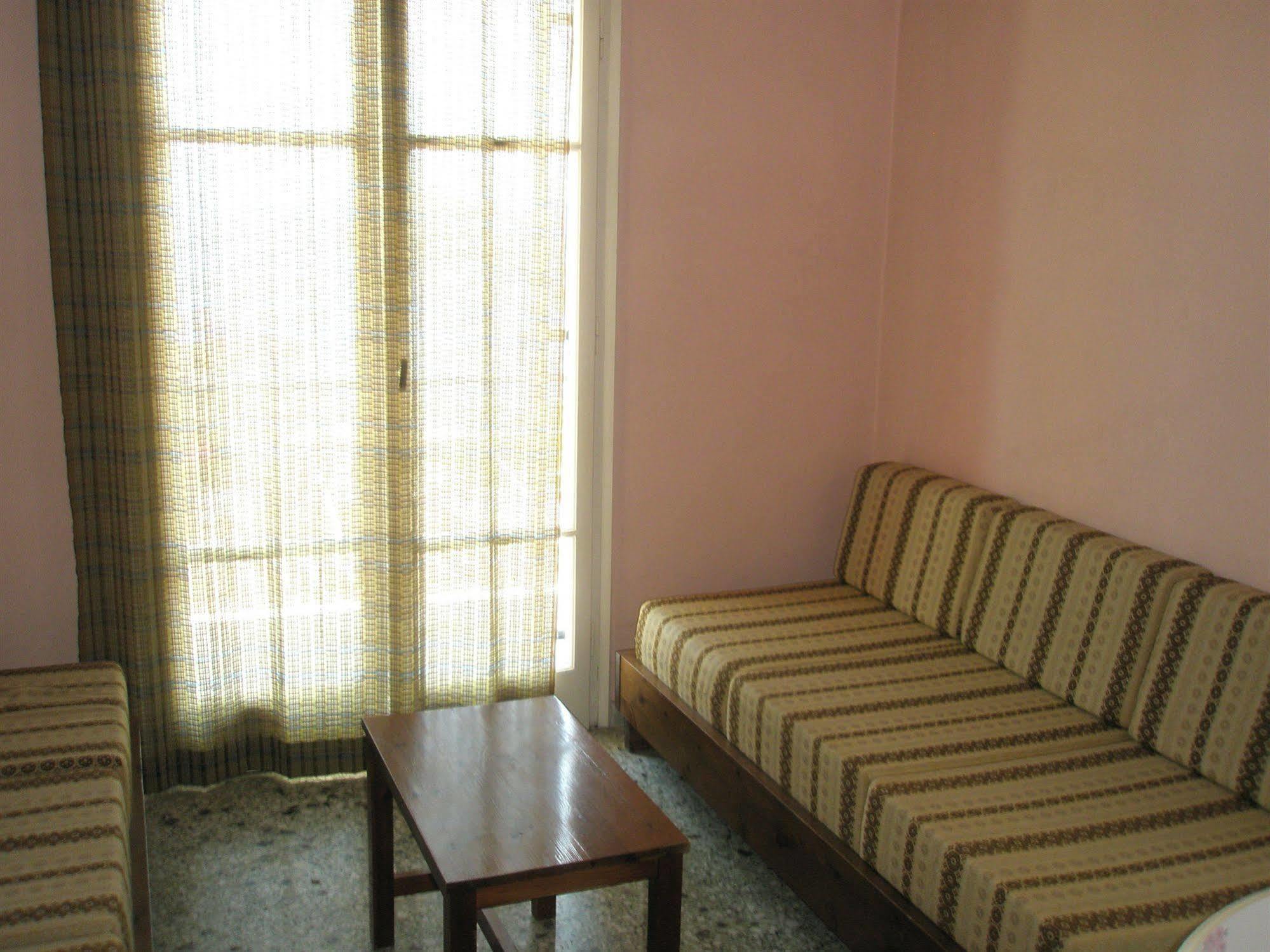 Faliraki Apartments Benitses  Bagian luar foto